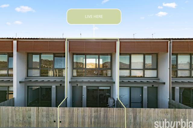 15/11 Wanderlight Avenue, ACT 2617