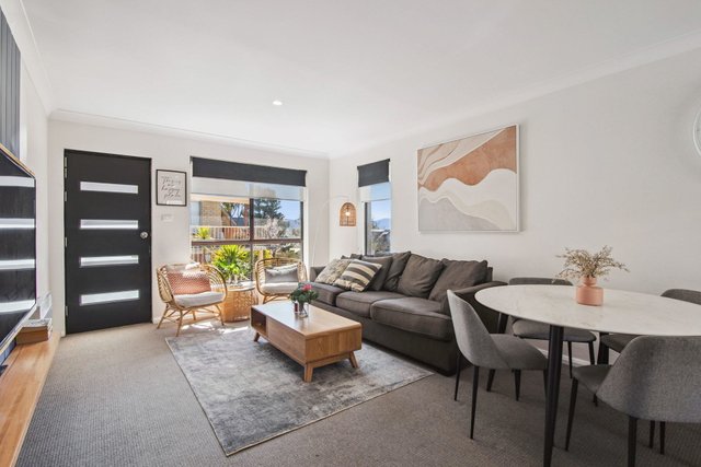 2/30 Ingebyra Street, NSW 2627