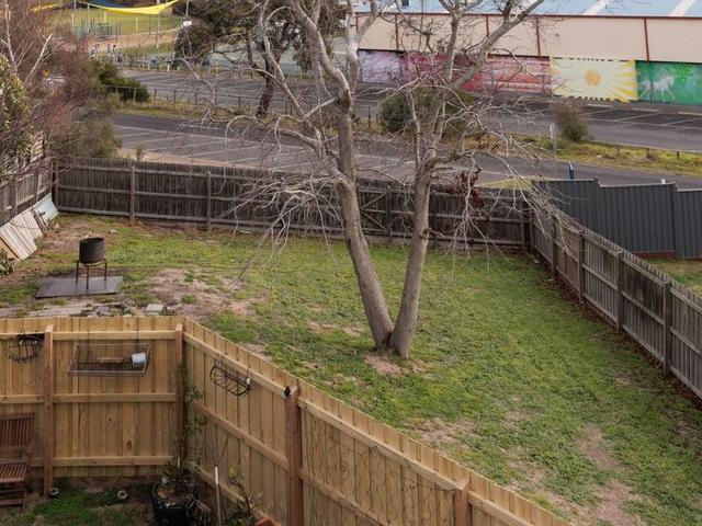 2/37 Coleman Crescent, VIC 3940