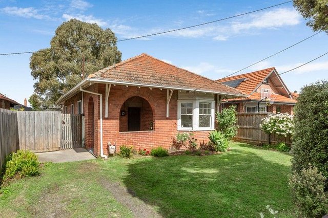 8 Hall Street, VIC 3056