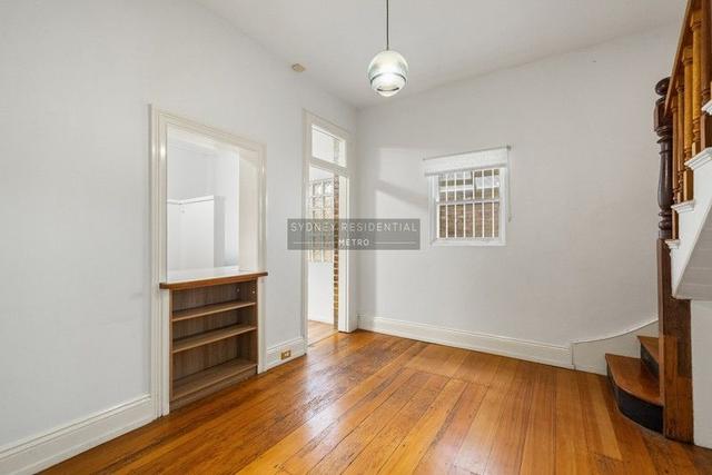 1 Marlborough  Street, NSW 2040