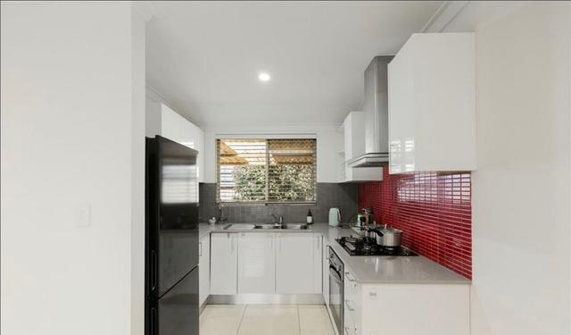 4/311 Wharf St, WA 6107