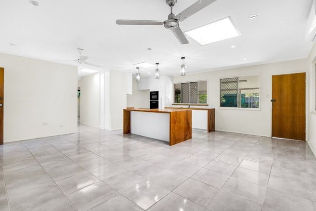 17 Brennan Street, QLD 4870