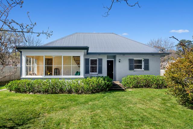 12 Kangaloon Road, NSW 2576