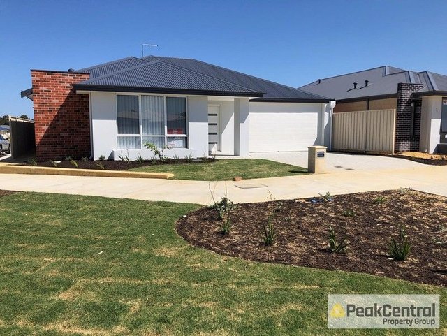 1 Avalanche Loop, WA 6112