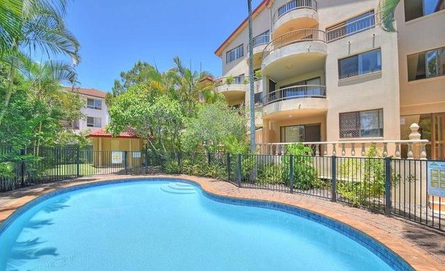 8/21 Chairlift Avenue, QLD 4218