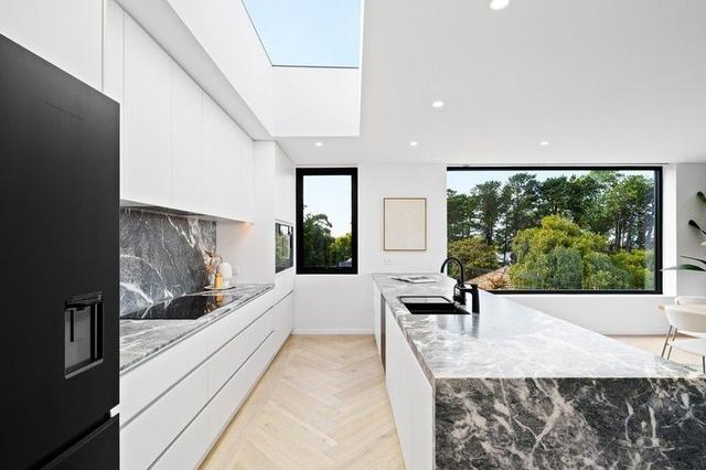 4/3 Jenkins Street, TAS 7053