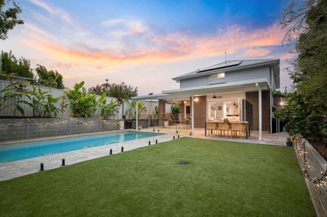 10 Wilson Street, QLD 4215