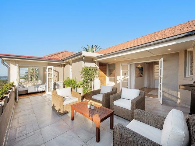 5/2 Quakers  Road, NSW 2088