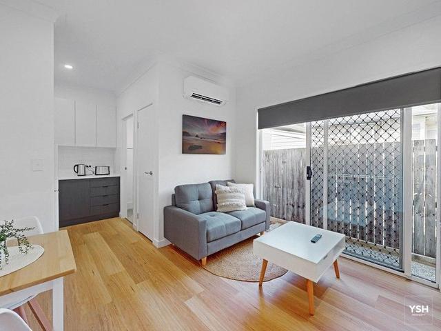 4/24 Halcomb St, QLD 4034