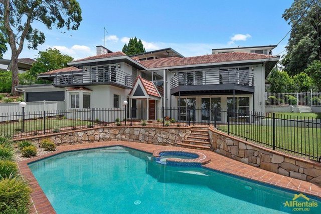 69 The Esplanade, QLD 4067