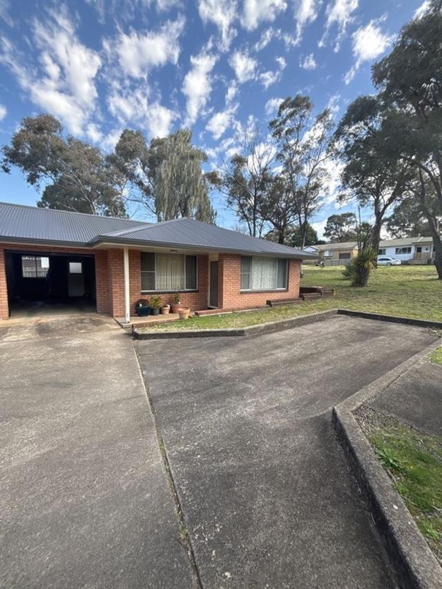 1/1 Kathleen Crescent, NSW 2350
