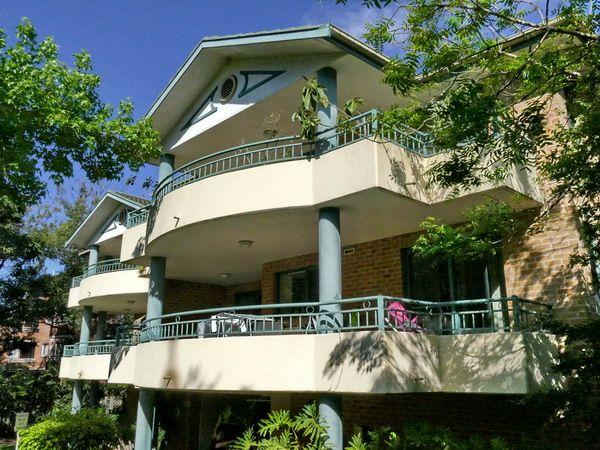 15/10 Beresford Road, NSW 2135