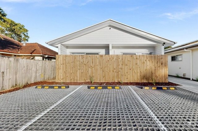 3/86 Board Street, QLD 4017