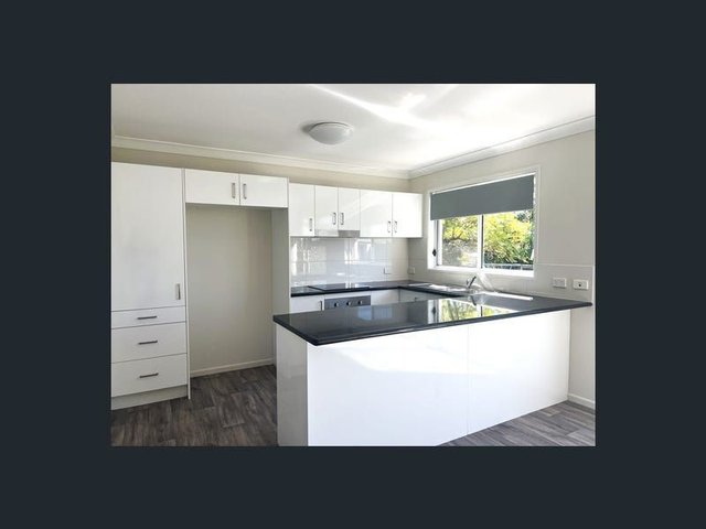 1/27A Walsh St, QLD 4305