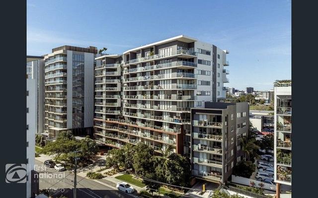 21005/11 Beesley Street, QLD 4101