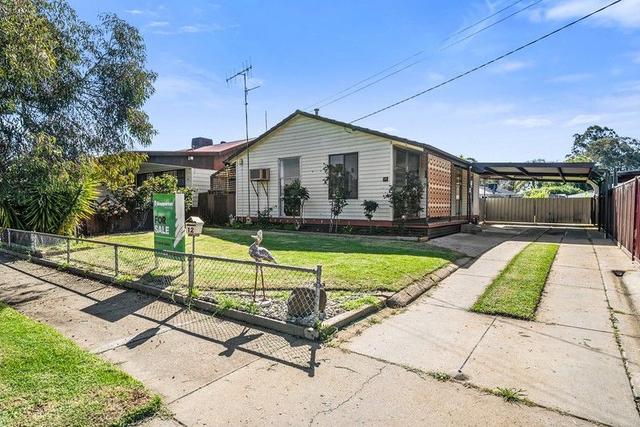 12 Gange Street, VIC 3629