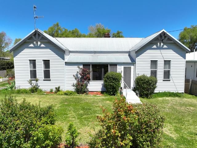 225 Meade Street, NSW 2370