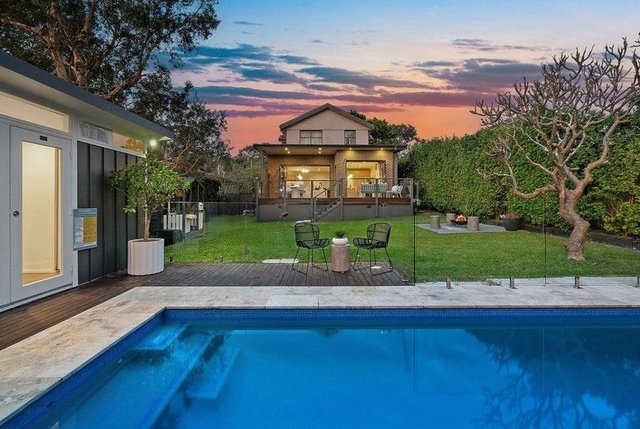 4 River  Road, NSW 2066