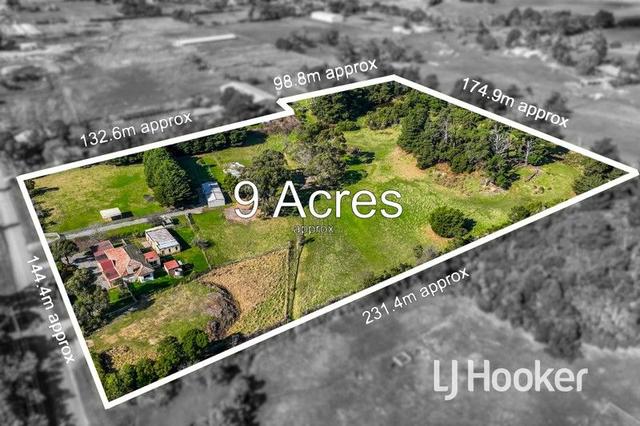 16 Meadow Road, VIC 3977