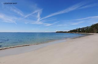 Footsteps to Orion Beach