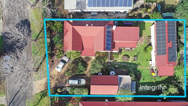 5 Leatham Avenue, NSW 2541