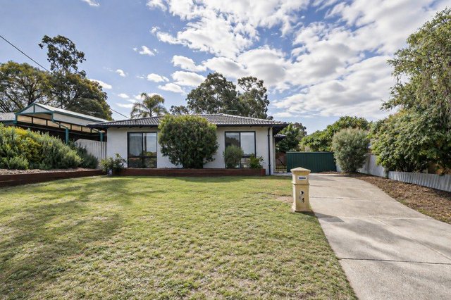 64 Ravenscroft Way, WA 6111