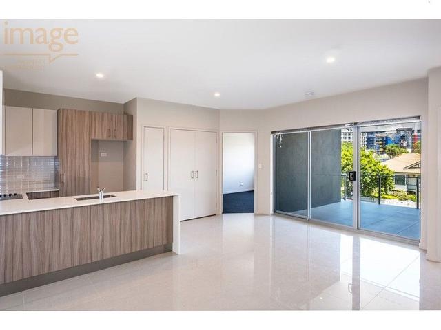 18/22 Bridge St, QLD 4012