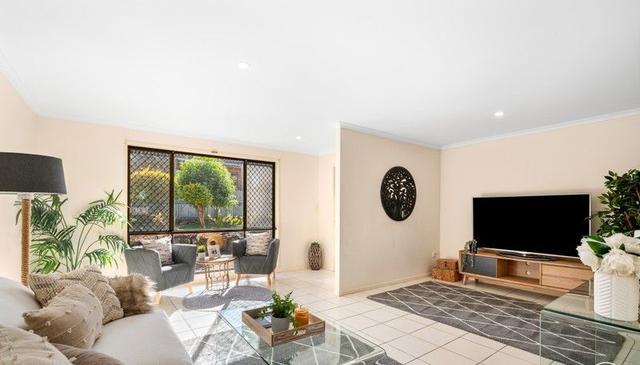 190 Emerald Drive, QLD 4118