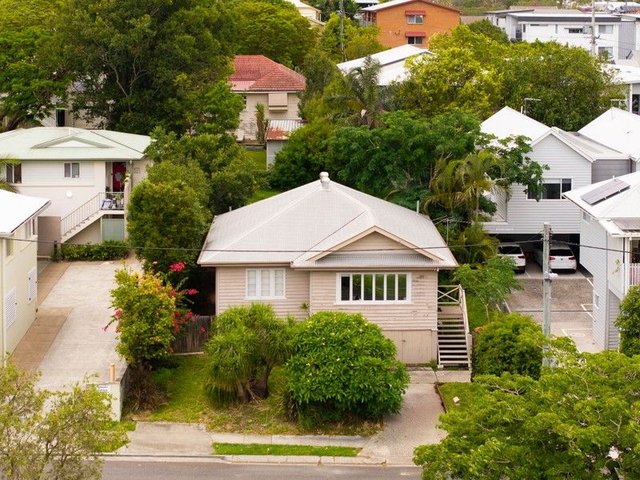 25 Buddina Street, QLD 4053