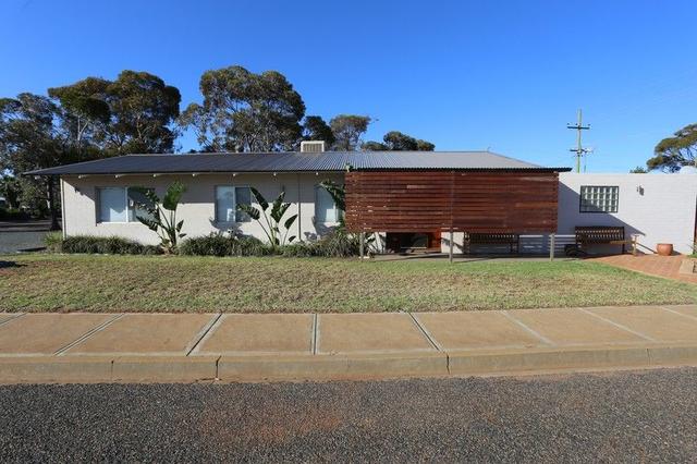 54 Saltbush Rd, WA 6442