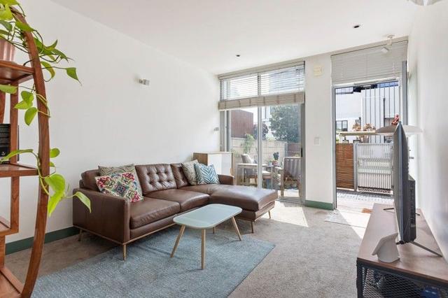 245/9 Wharf Street, VIC 3008