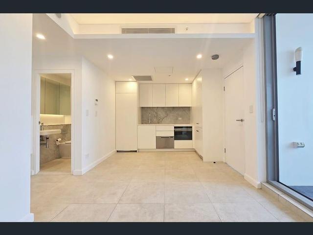 1103/231 Miller Street Street, NSW 2060