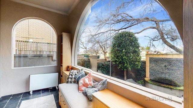 2/377 Dandenong Road, VIC 3143