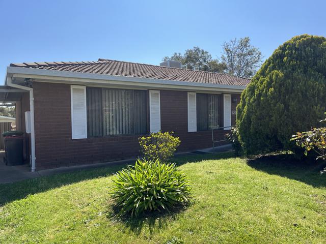 66 Blackett Avenue, NSW 2594