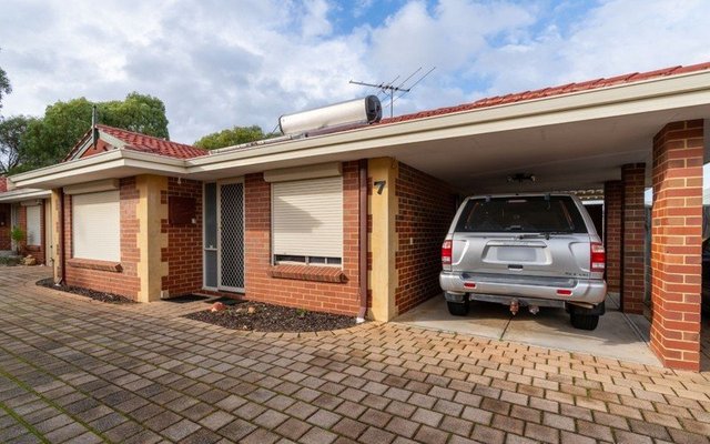 7/25 Penang Loop, WA 6169
