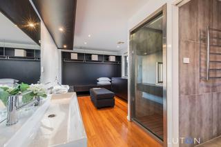 Master Ensuite to Dressing room (2019-11-08)