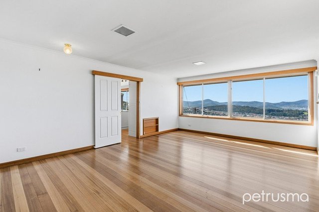 8 Kirval Court, TAS 7000