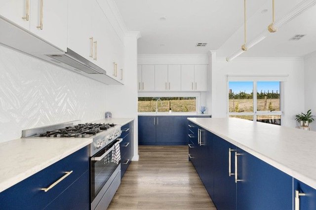 21 Opal Court, VIC 3444