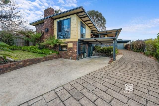 8 Hardie Street, VIC 3909