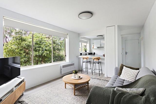 8/32 Miller Street, VIC 3040