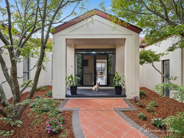 9 Gordon Close, ACT 2913