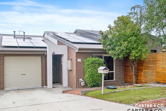 42 John Crawford Crescent, ACT 2913