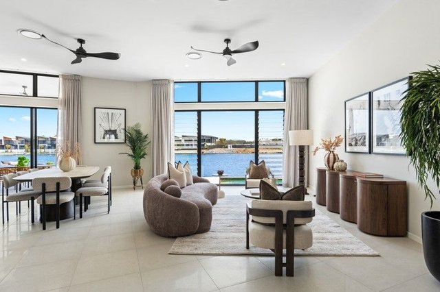 12 Kim Court, QLD 4212