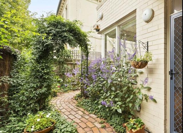 9/15-17 Crimea St, VIC 3182