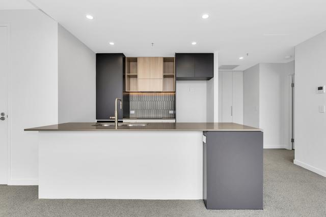 1102/104 Easty Street, ACT 2606