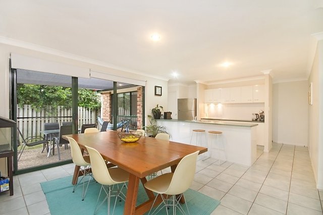 98 Silver Glade Drive, QLD 4221