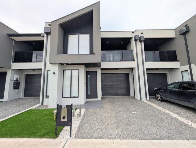 32 Nubeena Crescent, VIC 3064