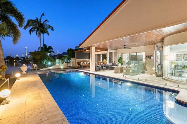 70/40 Cotlew Street East, QLD 4215