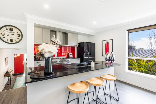 84 Parker Crescent, NSW 2535